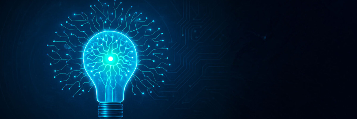 Glödande glödlampa som symboliserar AI och innovation – Luminary-VD i fokus